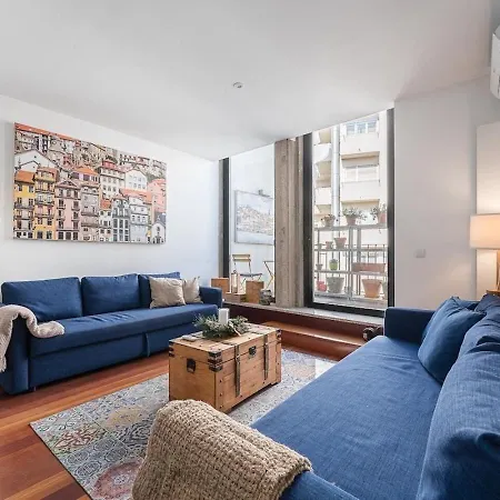 City-center With Mezzanine And Terrace * Porto