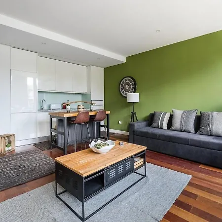 Apartament City-center With Mezzanine And Terrace *