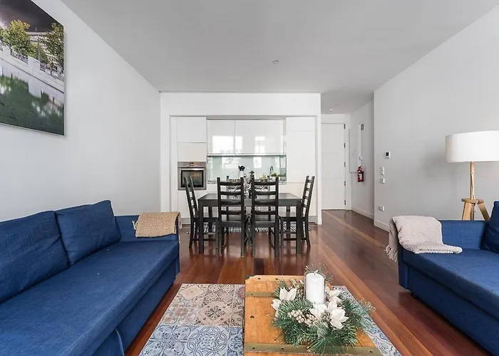 Apartamento City-center With Mezzanine And Terrace Oporto